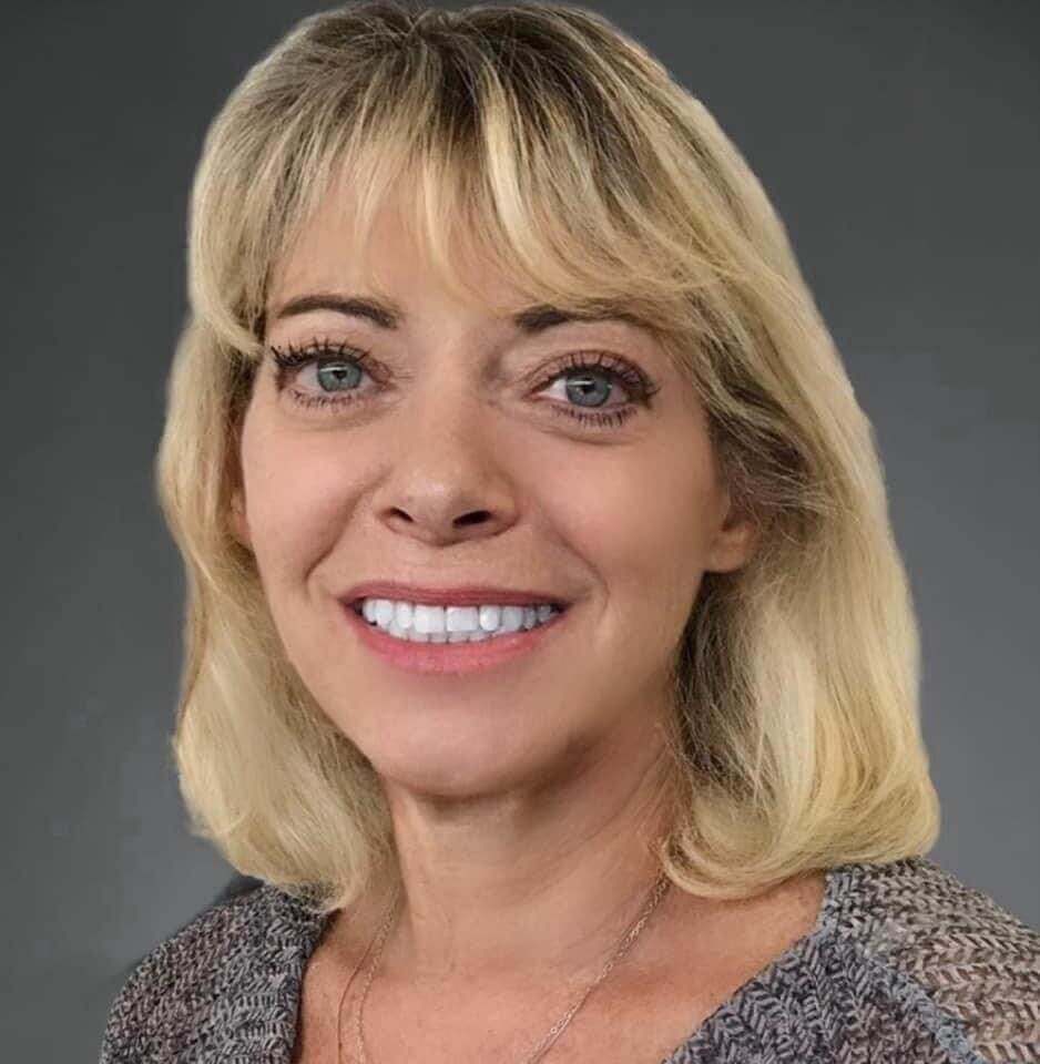 Janet West's headshot